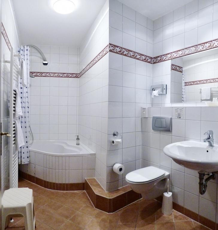 Hotel Am Schloss Darmstaedter Hof Bad Homburg vor der Höhe Pokój zdjęcie